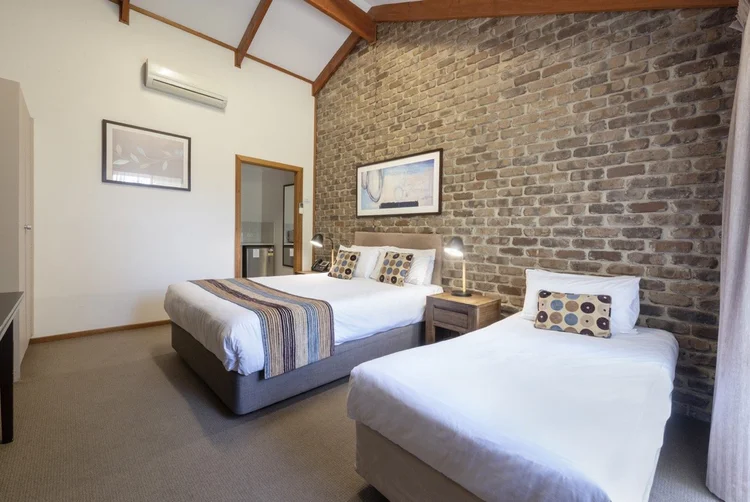 The+Lodge+Family+Room_HR+Large